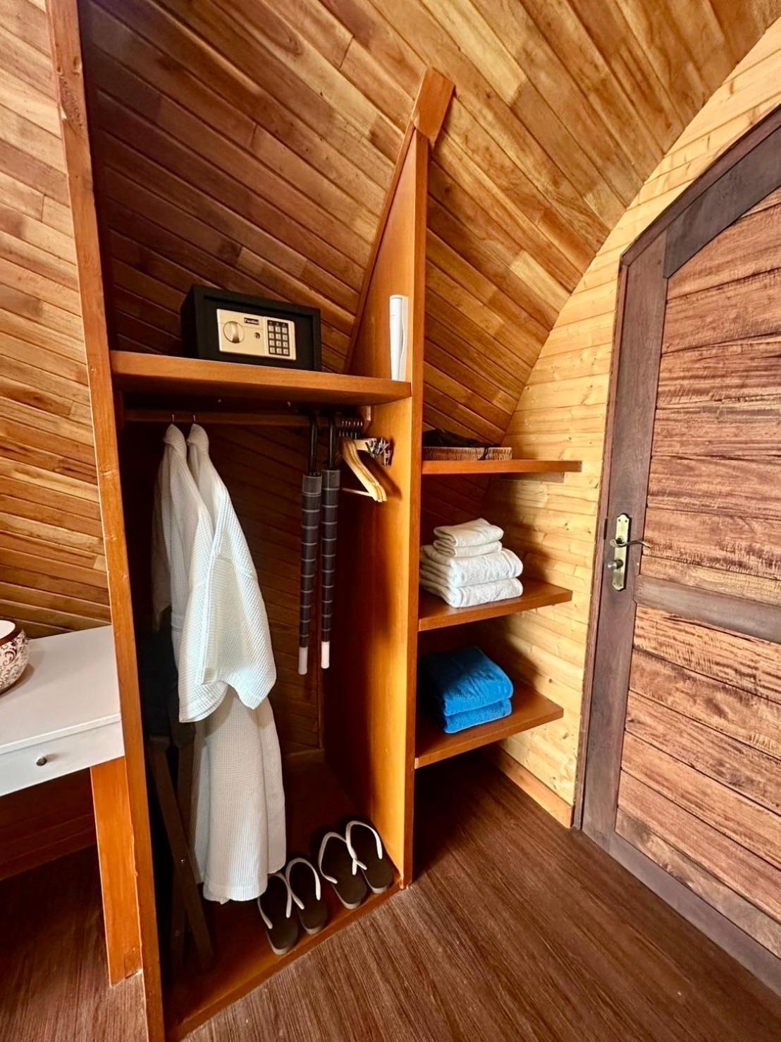 Bakantiang Resort Ko Lanta Exteriör bild
