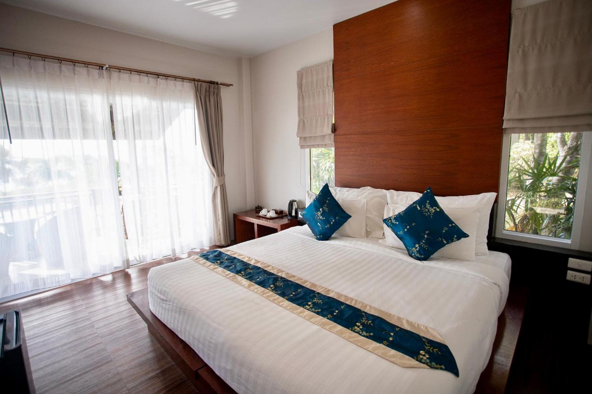 Bakantiang Resort Ko Lanta Exteriör bild